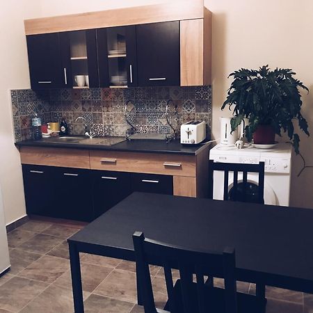 Studio In Heart Of ليماسول المظهر الخارجي الصورة