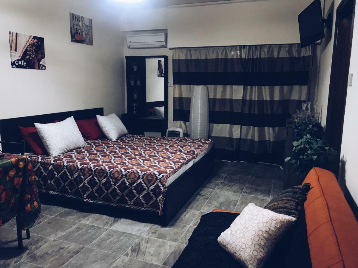 Studio In Heart Of ليماسول المظهر الخارجي الصورة